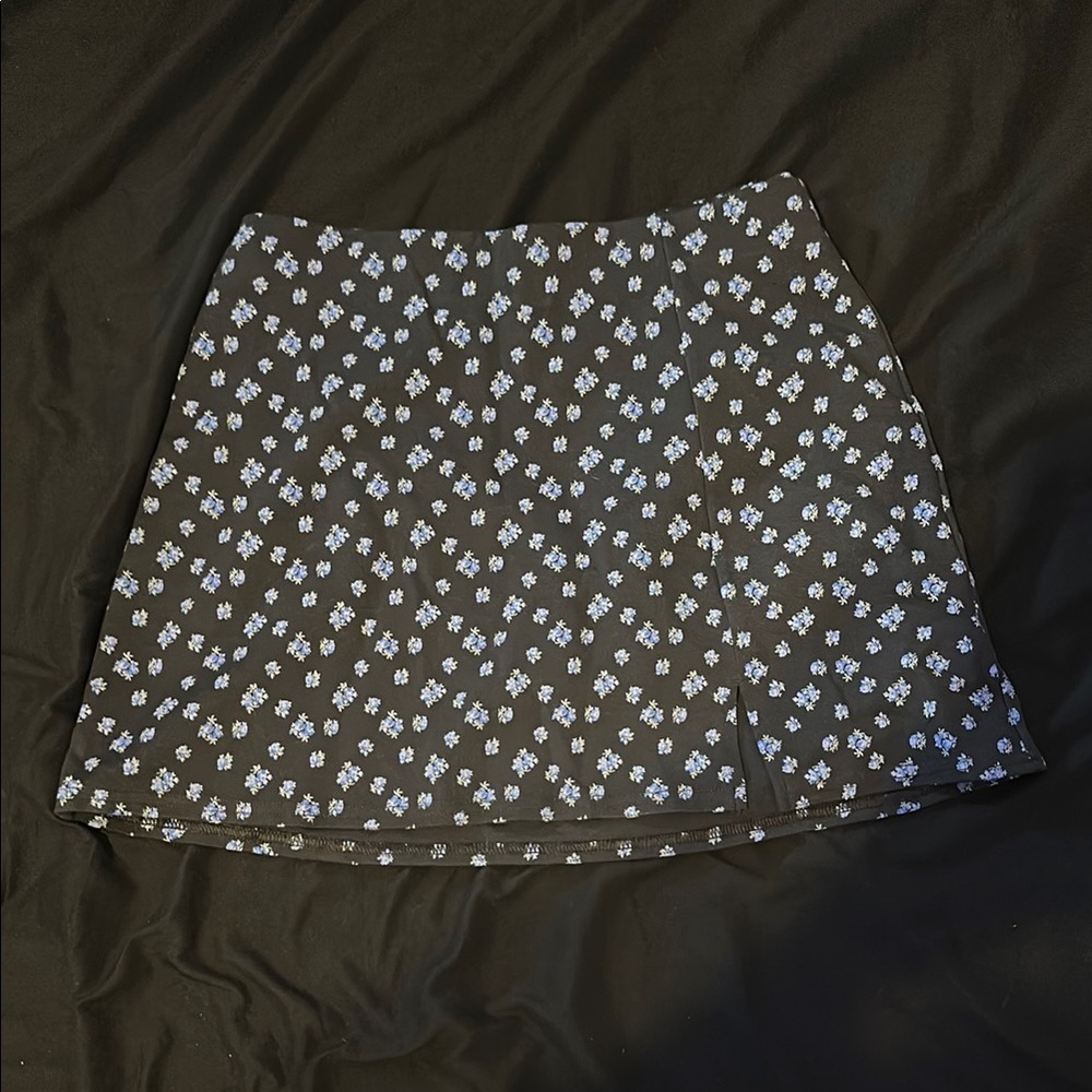 American Eagle Outfitters Black Floral A-Line Skirt